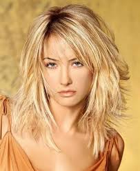 frecher stufenschnitt mittellang langhaarfrisuren frisuren schulterlang haarschnitt