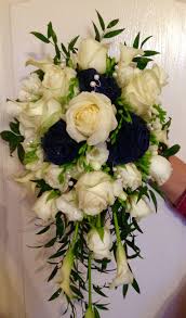 Fresh Flower Bridal Bouquet Calla Lilies Roses And Pearl Accessories Bridal Flowers Bridal Bouquet Floral Wedding