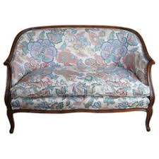 Antique french provincial sofa are available in various materials such as wood, cane, bamboo and soft sets, to cater to unique aesthetic choices and provide not only are antique french provincial sofa meant to be comfortable, but they also speak volumes about the owner's tastes and must be chosen. French Provincial Couch 15 For Sale On 1stdibs