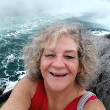 Who knew Santa was such a hammer? 🎅 #MinnKota