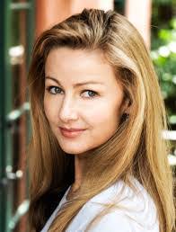 Lacey Darling's Instagram, Twitter & Facebook