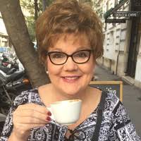 Sally Dubois's Instagram, Twitter & Facebook