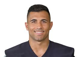 Ryan Velez's Instagram, Twitter & Facebook