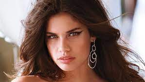 Sampaio had been pictured on the cover pages of almost all. Sara Sampaio Grosse Gewicht Korperstatistik