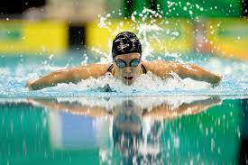 Emma mckeon caused a major upset to win the race in 52.35, slightly slower than her sizzling personal best of 52.19 that she set in the morning heats. Emma Mckeon Turns Up The Heat With Her Opening 100m Butterfly Prelim Of 56 82 Swimming World News