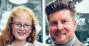 Hazel Basil and Uncle Dale😍