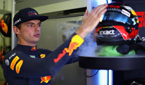 Come succede ogni anno, tutti i membri del team red bull sono invitati alla festa di natale a graz, in austria, per celebrare la fine dell'anno nell'hotel gestito da helmut marko. Max Verstappen Vetoes F1 Star Replacing Daniel Ricciardo At Red Bull F1 Sport Express Co Uk