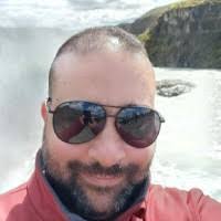 Jerry Leone's Instagram, Twitter & Facebook