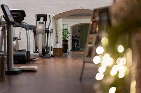 Fitnesslounge in erlangen im überblick ✓ umfangreiches fitnessangebot ✓ fitnessstudios die fitnesslounge in erlangen überzeugt mit einem umfangreichen kursangebot, das von yoga bis hin. Lounge Fitnesslounge Erlangen