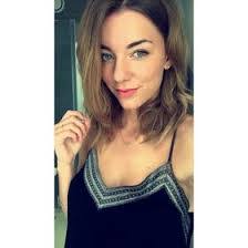 Carmen Rowe's Instagram, Twitter & Facebook