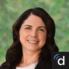 Alyson Crawford's Instagram, Twitter & Facebook