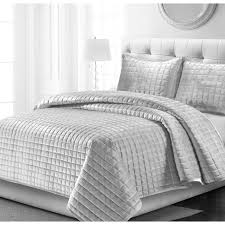 The chloe comfortlet is the ideal bedding piece that is luxurious. Florence Velvet Oversized Solid Quilt Set On Sale Overstock 18088064