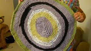 You can use many colors or choose just a couple. Learn The Formula To Make A Circle Crochet Rag Rug Part 2 Youtube