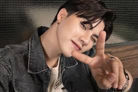 ─ happy 24th birthday fort thitipong ♡