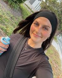 Michelle Yasavolian's Instagram, Twitter & Facebook