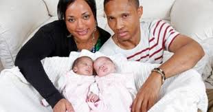 Black And White Identical Twins National Geographic Biracial Woman Gives Birth To Black White Twins Cute Twins Boy Girl Twins Twins