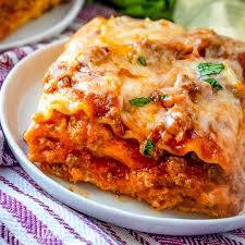 This Easy No Boil Lasagna Recipe Uses Two Meats And Three Cheeses For Amazing Flavor Your Favorite Jarred Easy Lasagna Recipe Best Lasagna Recipe Easy Lasagna