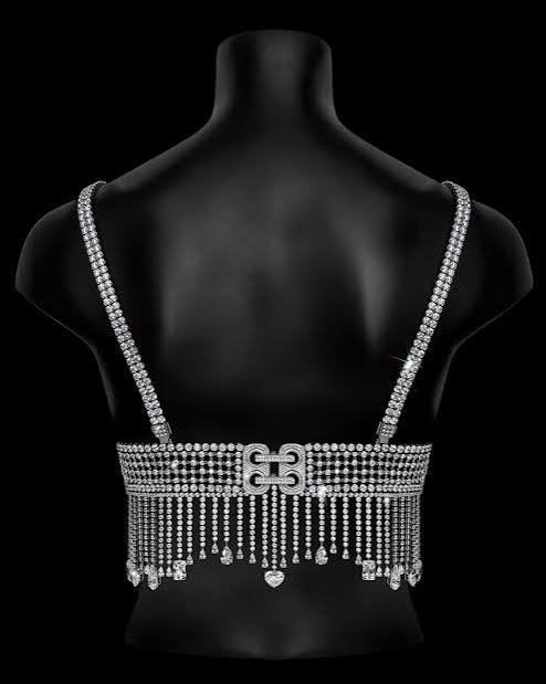 Fantasy Bra của Victoria's Secret trở lại cùng Kylie Jenner | Harper's Bazaar Việt Nam