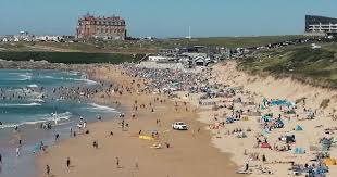 North cornwall is a great place for holidays with a huge selection of beaches along the north cornish coast. Brits Pack Out Uk Beaches In Heatwave As Coronavirus Cases Soar In Cornwall Mirror Online