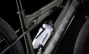 Active braking pivot (abp), full floater and mino link make trek full suspension models a class above the competition. The New E Caliber 9 6 Xc Mtb From Trek Is An Electric Carbon Monstrosity Autoevolution