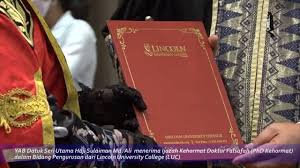 Start by marking falsafah hidup as want to read Lincoln University College Hon Ble Chief Minister Of Melaka Receives Honorary Doctor Of Philosophy Phd In Management Awarded By Lincoln University College Malaysia Facebook