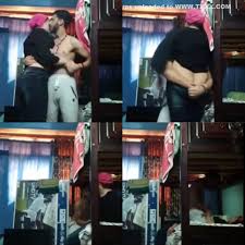 مصري - شاقط صاحبته مراهقة علبيت و هاريها بعبصة و تقفيش و بنت عمالة بتقاوم و  تقاوح لغاية مثبتها عالسرير و عمال يرزع فيها و بنت بتستسلن و تتكيف علاخر |  منتديات نسوانجي