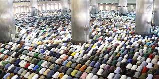 Untuk kesekian kalinya, pagi ini kita berkesempatan melaksanakan sholat idul fitri di sini. Bacaan Niat Sholat Idul Fitri Lengkap Dengan Tata Cara Serta Doa Doanya Merdeka Com