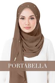 We did not find results for: Ameera Collection 1 8m In Portabella By Naelofar Hijab Tudungstore