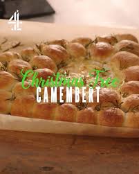 Jamie Oliver On Instagram Guys My Quickandeasychristmas Special Is On Tomorrow Channel4 8pm Check T Xmas Food Jamie Oliver Christmas Christmas Tree Bread