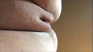 Hubby like's to stuff cucumber in wife's tight mature bbw pussy. Teasing And Fingering Housewife To Orgasm Xnxx Com