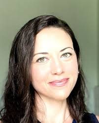 Courtney Hale's Instagram, Twitter & Facebook