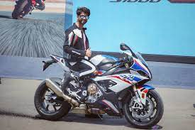 2020 bmw s 1000 rr motorsport. Bmw S1000rr Three Variants And Which Offers What The Financial Express