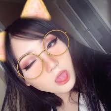 Alexis Ly (@wastedpizzax)