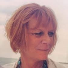 Cassandra Knowles's Instagram, Twitter & Facebook