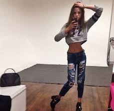 В 16 лет девчонка стала фотографироваться топлесс. Alesya Kafelnikova Vnov Napugala Poklonnikov Svoej Hudoboj Topnews Ru