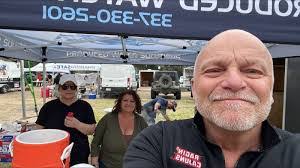 Chad Billington's Instagram, Twitter & Facebook