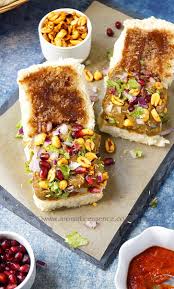 It is used to flavour up the inner potato filling of dabeli recipe. Dabeli Kutchi Dabeli Recipe Aromatic Essence