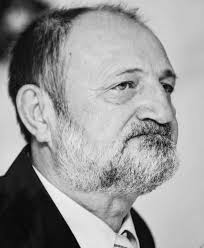 Preminuo profesor Dragan Simić