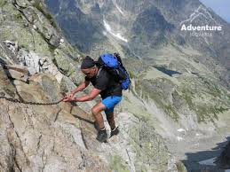 Der höchste berg der hohen tatra ist die gerlsdorfer spitze (gerlachovský štít), die bis in die höhe von 2655 m hochragt. Durchquerung Der Hohen Tatra