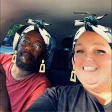 TGIF CUPCAKE LAND FROM ALL OF US AT Lil' Bit of Heaven Cupcakes !!! MY  APOLOGIES FOR THE LATE POST, IT'S BEEN A BUSY DAY FOR US, THANK YOU SO MUCH  FOR