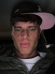 8 WEEK FAT LOSS 🤝 Caroline joined the 8 week fat loss group And set some  serious standards 🔥 Initially Caroline was training a lot but had no real  direction A clear