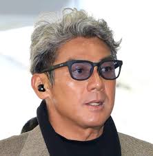59歳俳優衝撃指摘「こりゃクーデターだね」皇室典範改正案巡る ...