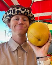 Some friends asked me to run the hog this morning and I thought it was just  gonna be another couple lap thing. Once we started running they started  talking about this thing