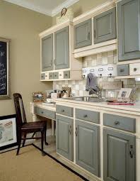 Painting Kitchen Cabinets Are One Way To Freshen Up Your Kitchen Without The High Cost An Kitchen Cabinets Decor Kitchen Cabinet Design Kitchen Cabinet Colors