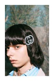 Rock messy hair with side bangs. Gucci Pre Fall 2019 Lookbook Gucci