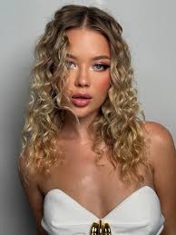 Summer is flying by… But there's still time to enjoy the sunshine, beach  natural waves, and that glowing summer glam ✨🍉🍋‍🟩🌻 #nycmakeupartist  #makeupartistnyc #nycmua #softglam #glowyskin #naturalglam #nycbridalmakeup  #makeuptransformation ...