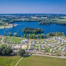 Amici lodges camping und freizeitpark am effelder waldsee für die ganze familie in der nähe des shopping outlet roermond. Amici Lodges Startseite Facebook