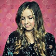 Kandi Neal's Instagram, Twitter & Facebook