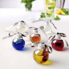 Try these ideas from artists and designers. Gifts For Mum Christmas Birthday Presents For Mum Hardtofind