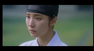 This woman is intelligent, beautiful and sophisticated Queen